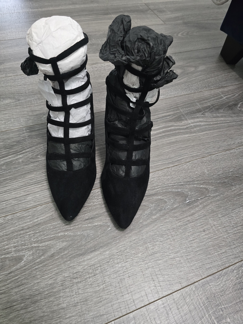 AEROSOLES Black Strappy Pointed-Toe Lace-Up Heels